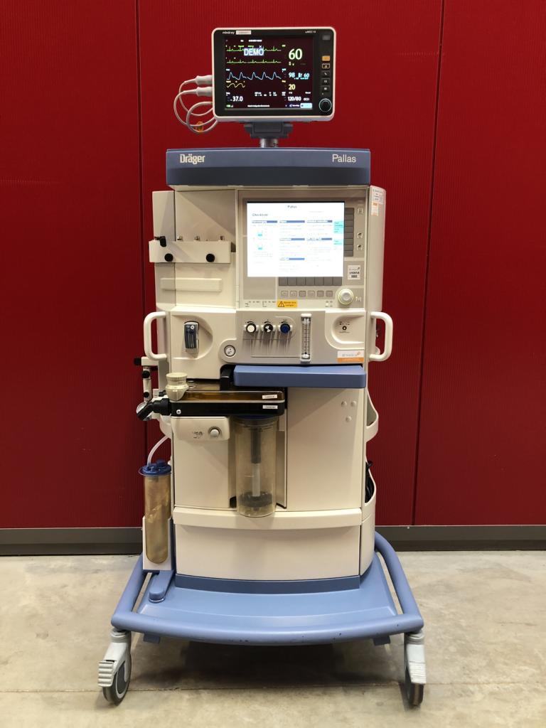 Dräger Pallas® "Vet Edition" Narkosearbeitsplatz mit Vapor und Monitor